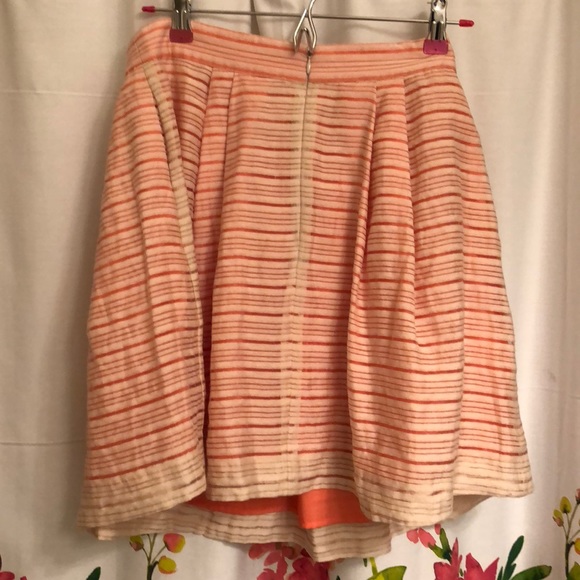 🔥LOWEST BCBG Frilly Skirt - Picture 4 of 5